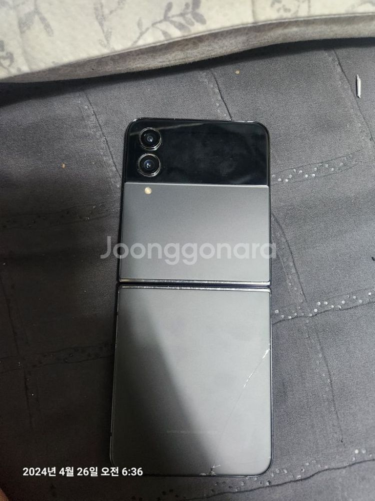 갤럭시Z플립4 256GB--1