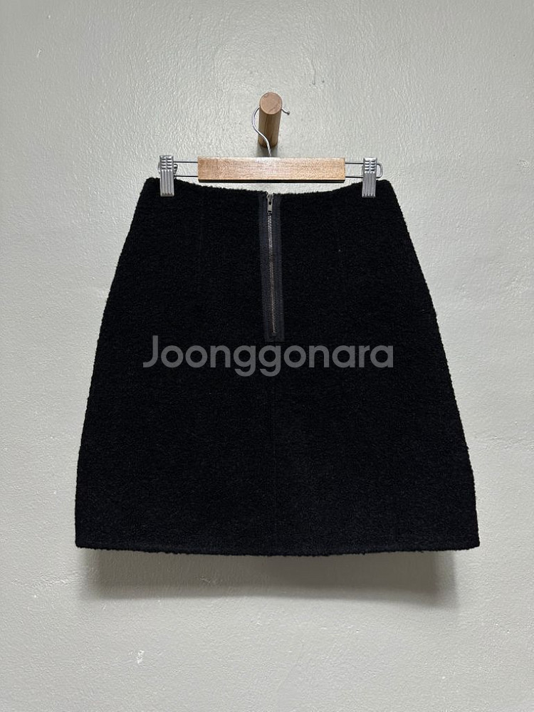 띠어리 부클레울 쉽스킨 디테일 스커트--3