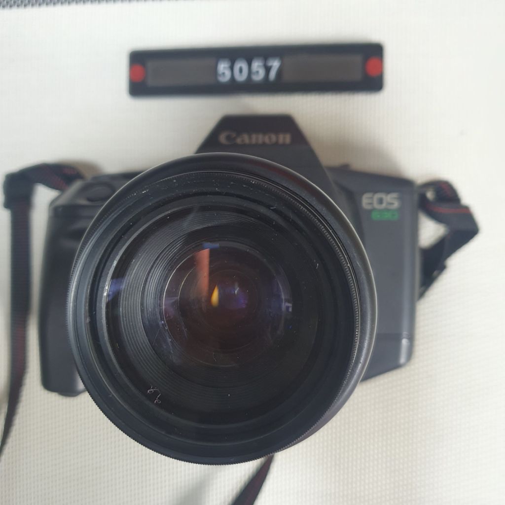 캐논 EOS 630 필름카메라 35~135mm 렌즈장착