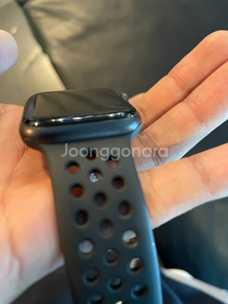 애플워치se2 44mm 나이키 에디션--8