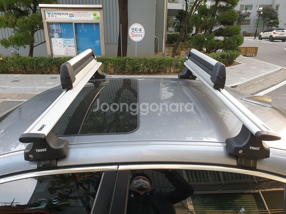 BMW 5시리즈 E60 툴레 루프렉 가로바 스키캐리어--1