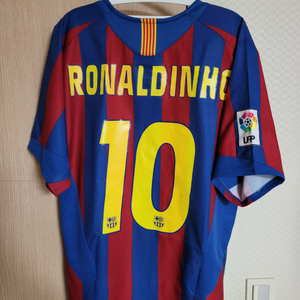 05-06 바르셀로나 홈 호나우지뉴 유니폼