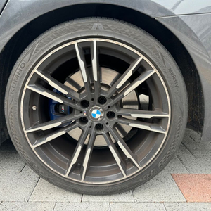 bmw 5시리즈 g30 휠 타이어 팝니다.