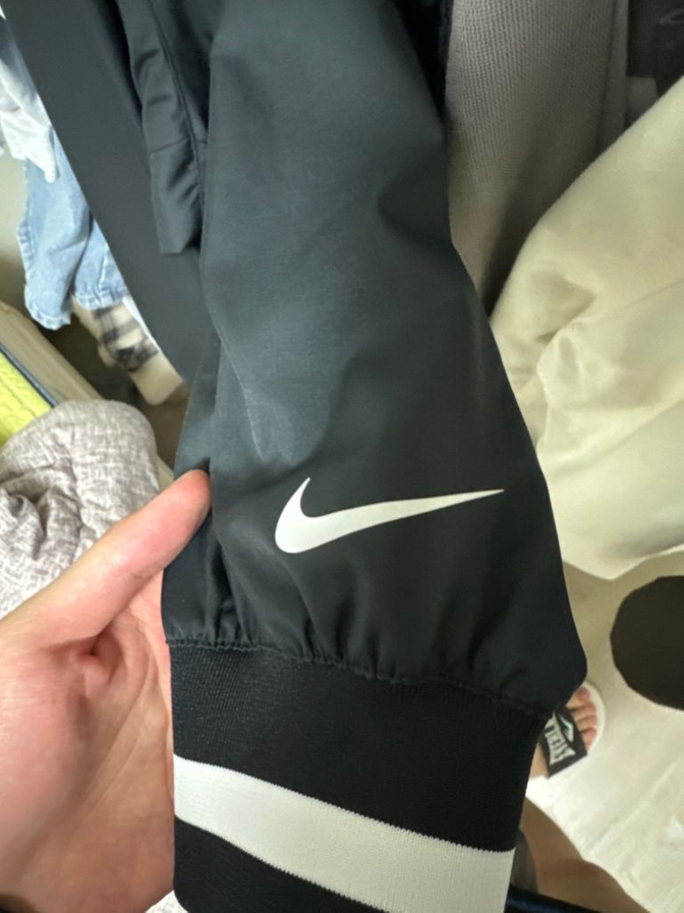 김현우 나이키 웜업(매물 희귀) 이미지