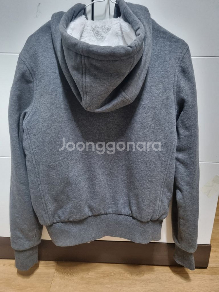 무스너클 버니스웨터 금장 (남녀공용)--2