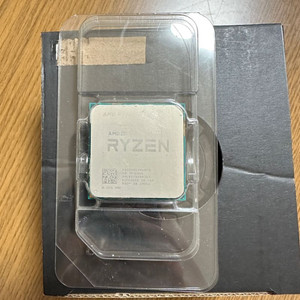 CPU 라이젠3 2200 팝니다 기본 쿨러 포함!!