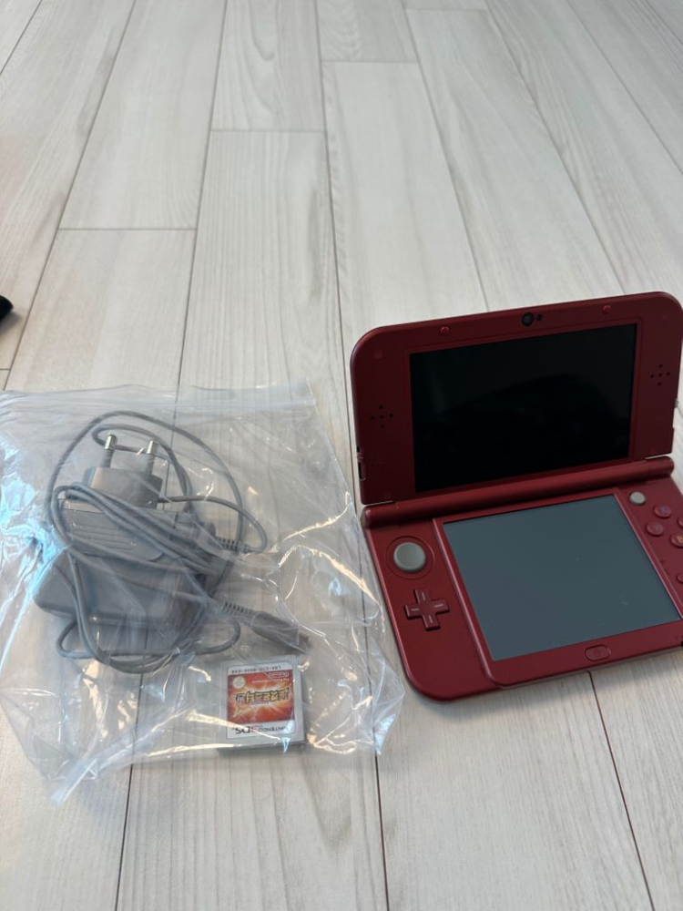 뉴 닌텐도 3DS XL 레드 판매합니다.--1