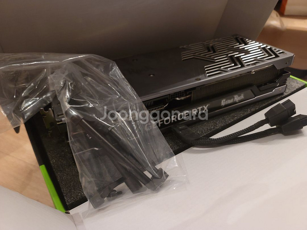 이엠텍 보석바 4070ti gamerock oc 상급--3