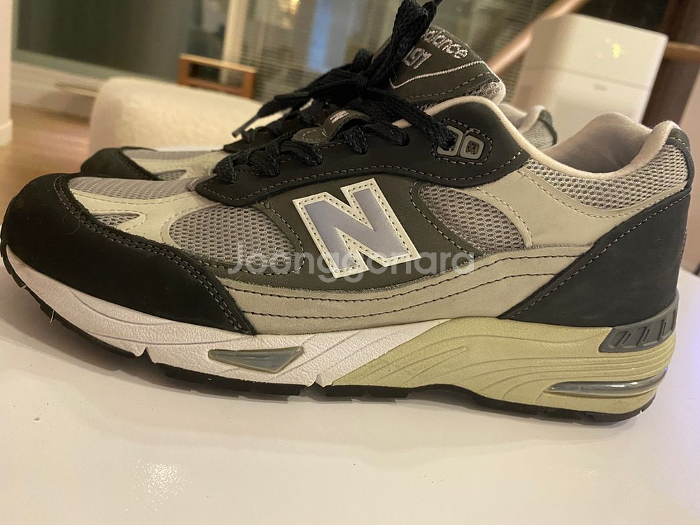 뉴발란스 991 270 42--1