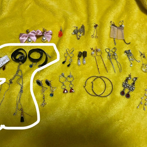 목걸이,초커, 귀걸이,귀찌 판매 (한세트당천원)