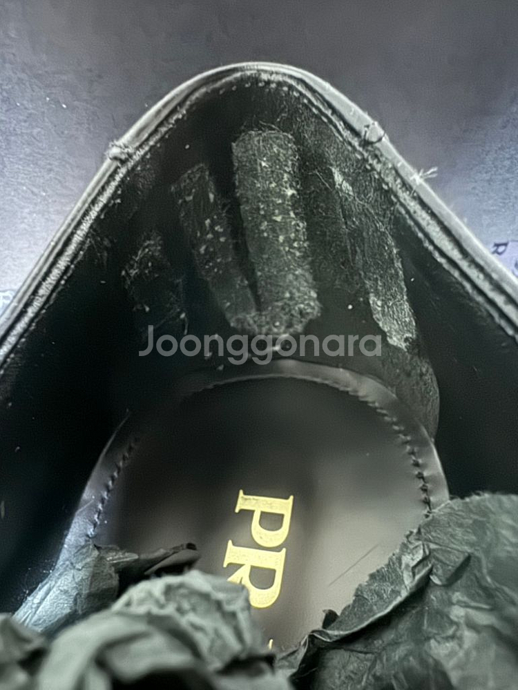 프라다 에어클리퍼 사이즈7--6