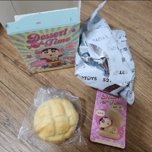 짱구 디저트 타임 피규어 (부리부리사탕,파인애플빵