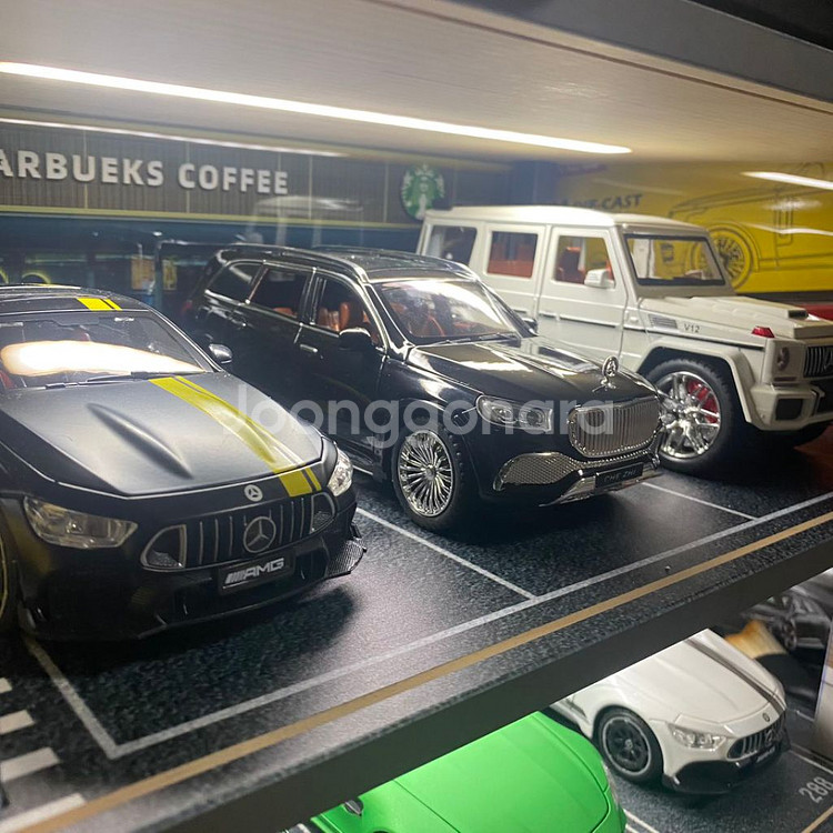 새-모형차 미니카1:24 ,아크릴+고급원목주차장6자리--2