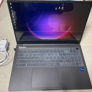 NT550XED K78AR 노트북 팝니다.
