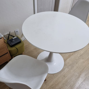 원형 테이블+의자