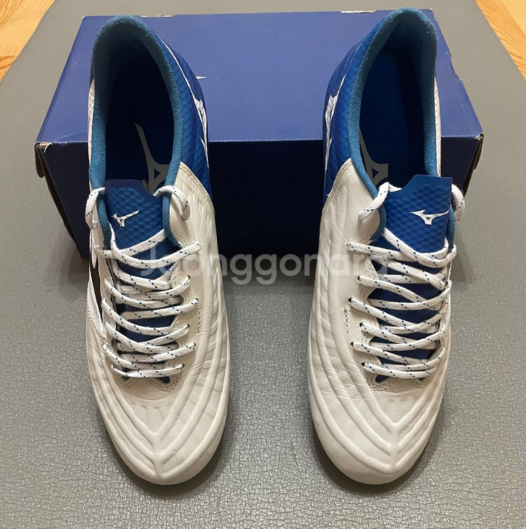 미즈노 레뷸라3 엘리트--1