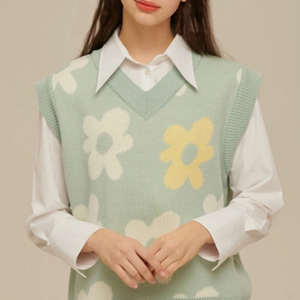 로씨로씨 Flower V Neck Knit Vest