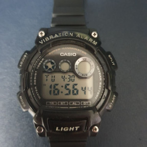 카시오 W-735H 디지털 시계