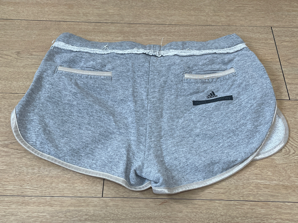 아디다스 여성 반바지--1