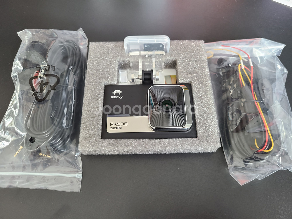 만도 ak500 블랙박스 팝니다. 32gb--0