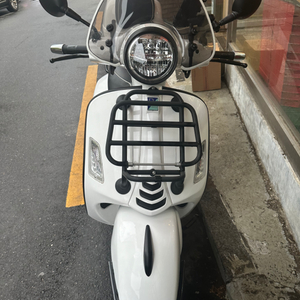 베스파 gts125 ads 21년식