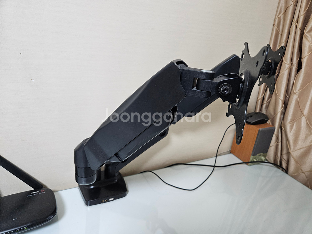 엔산마운트 책상용 TV모니터 거치대 LDA-24U--1