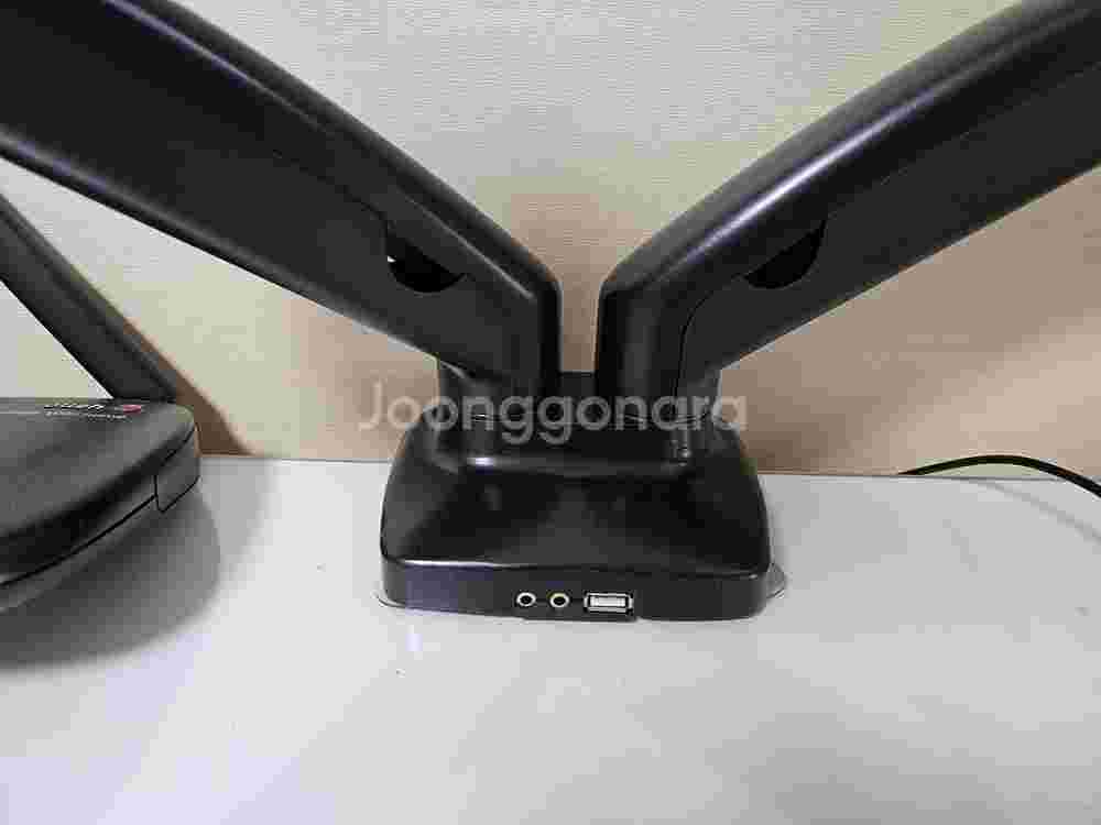 엔산마운트 책상용 TV모니터 거치대 LDA-24U--4