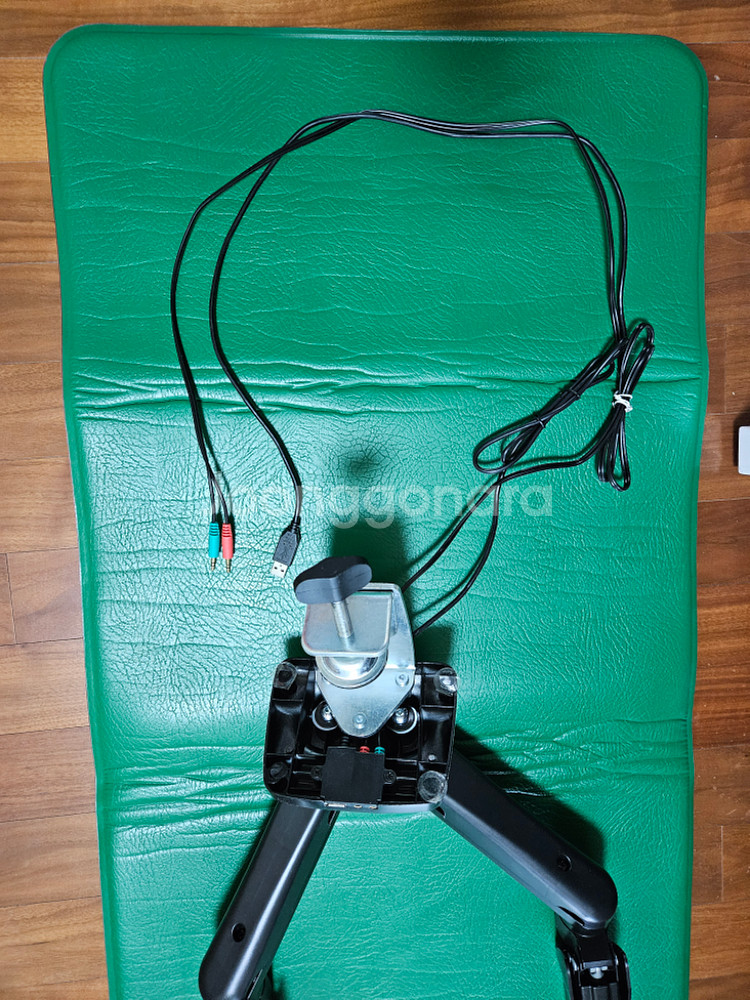 엔산마운트 책상용 TV모니터 거치대 LDA-24U--8