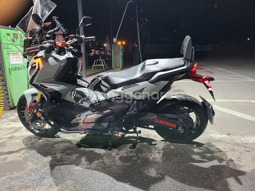 23년식 xadv750 팝니다--2