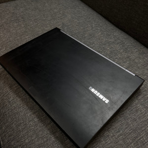 삼성 15.6인치 노트북 NT200B5C