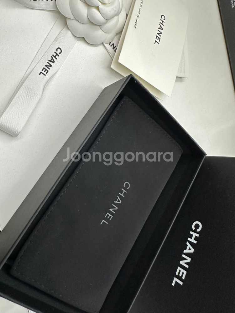 샤넬 카드지갑 카드슬롯 캐비어 은장 새거에엽!--4