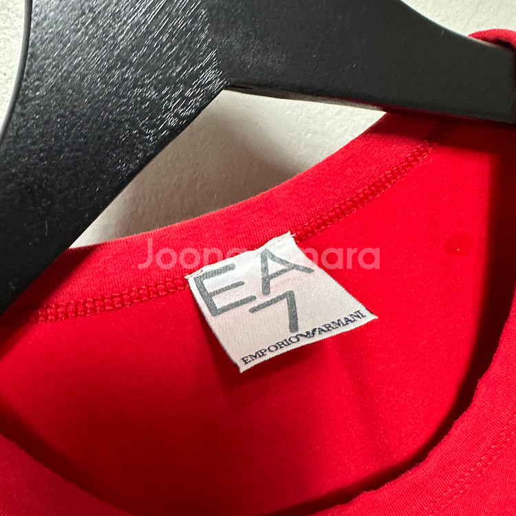 엠포리오 아르마니 EA7 티셔츠--2