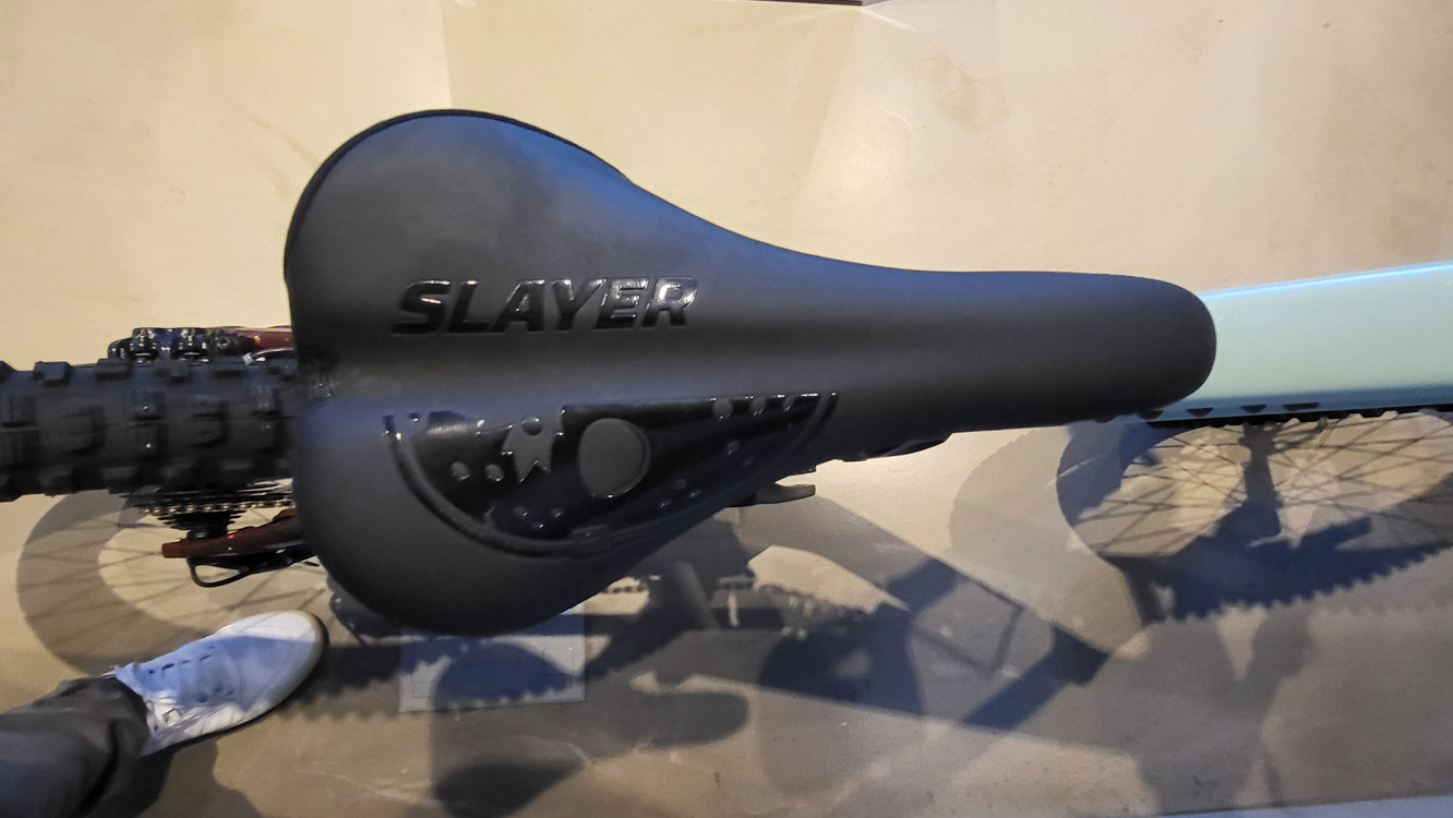 록키마운틴 다운힐 자전거--5