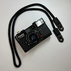 코니카 C35 EFD 필름카메라