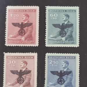 1942년 히틀러 53회 생일기념 오버프린트 우표 4종