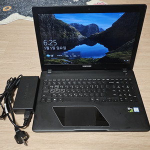 삼성전자 게이밍 노트북 i5-7세대 (NT800G5M)