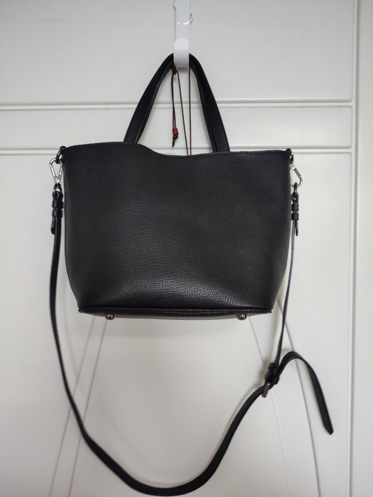 (정품 미사용) 에스콰이어 크로스백--1