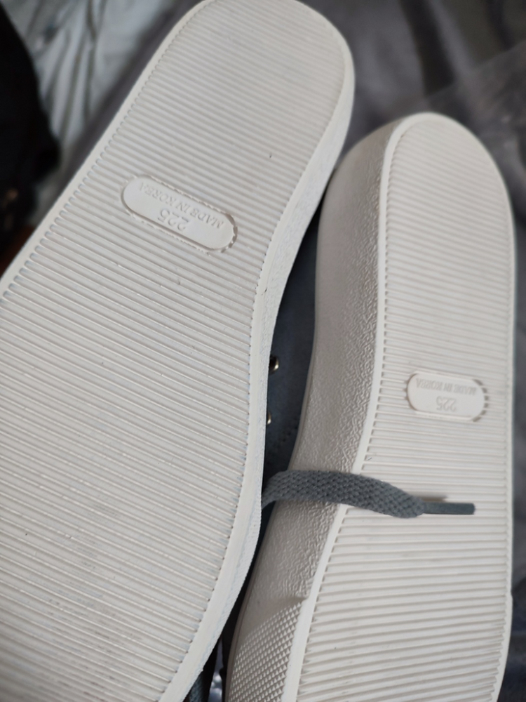 (새상품) 아가타 스니커즈 225--4