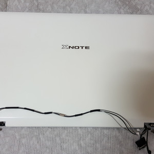 노트북액정 LGR570 탈거된 15.6인치 통채로