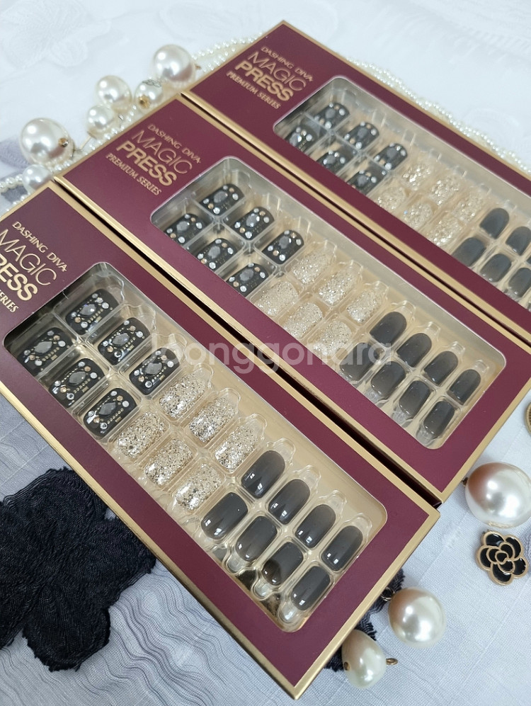 [데싱디바][미개봉]시크엔틱블랙 네일팁/시럽블랙골드펄--3