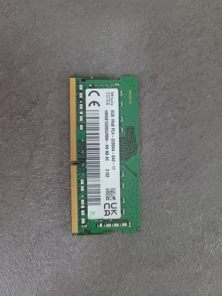 SK하이닉스 노트북 메모리 DDR4 8GB 판매합니다.