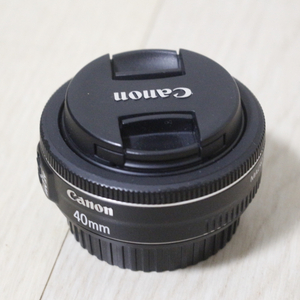 ef-s 40mm f2.8