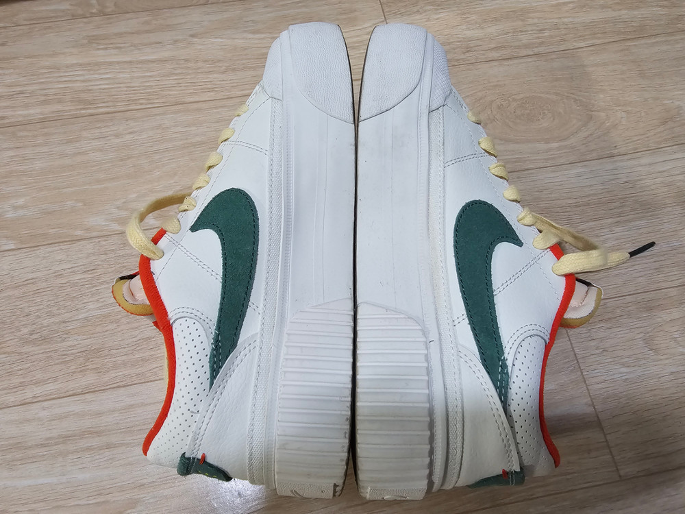 나이키 운동화 230--1