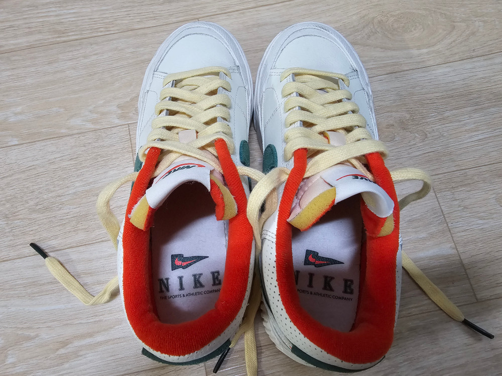 나이키 운동화 230--4