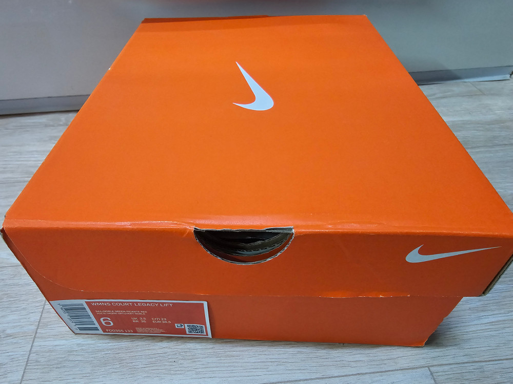 나이키 운동화 230--9