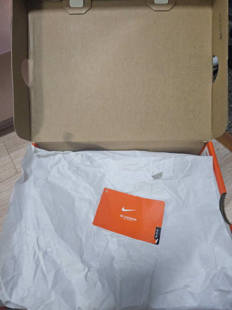 나이키 운동화 230--7