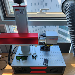 레이저스 fm20ca 화이버 레이저 각인기 판매합니다.