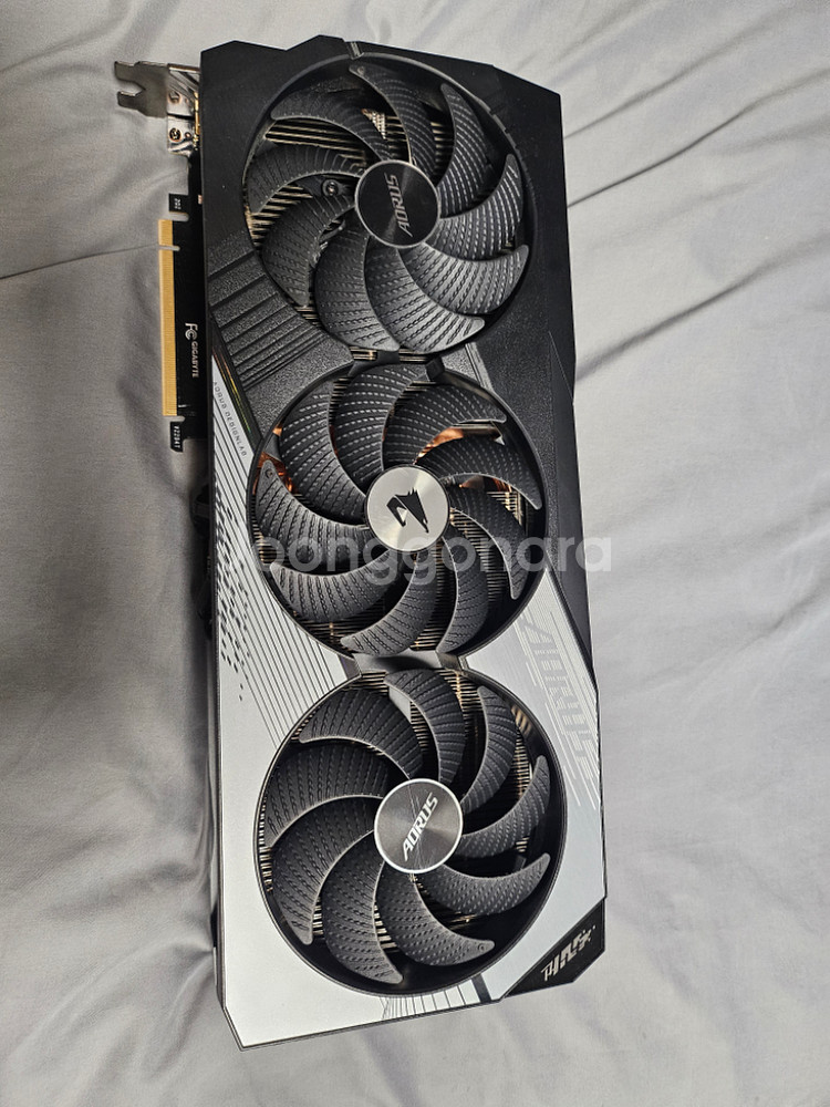 기가바이트 Rtx 4080 어로스 마스터 팝니다--4