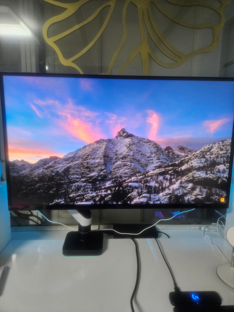 LG 32gq950 4k끝판왕 모니터 아주 싸게 팔아요