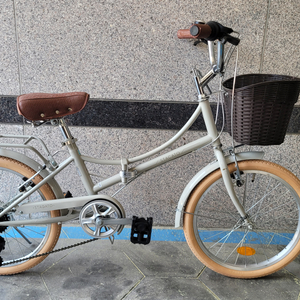 (새상품) 20인치 접이식 클래식 자전거 베이지 1대